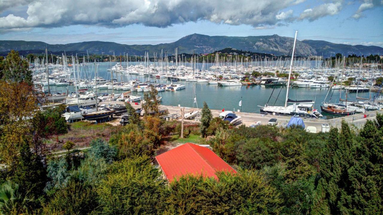 Seascape Elegant Residence Gouvia Marina Kontokali Extérieur photo