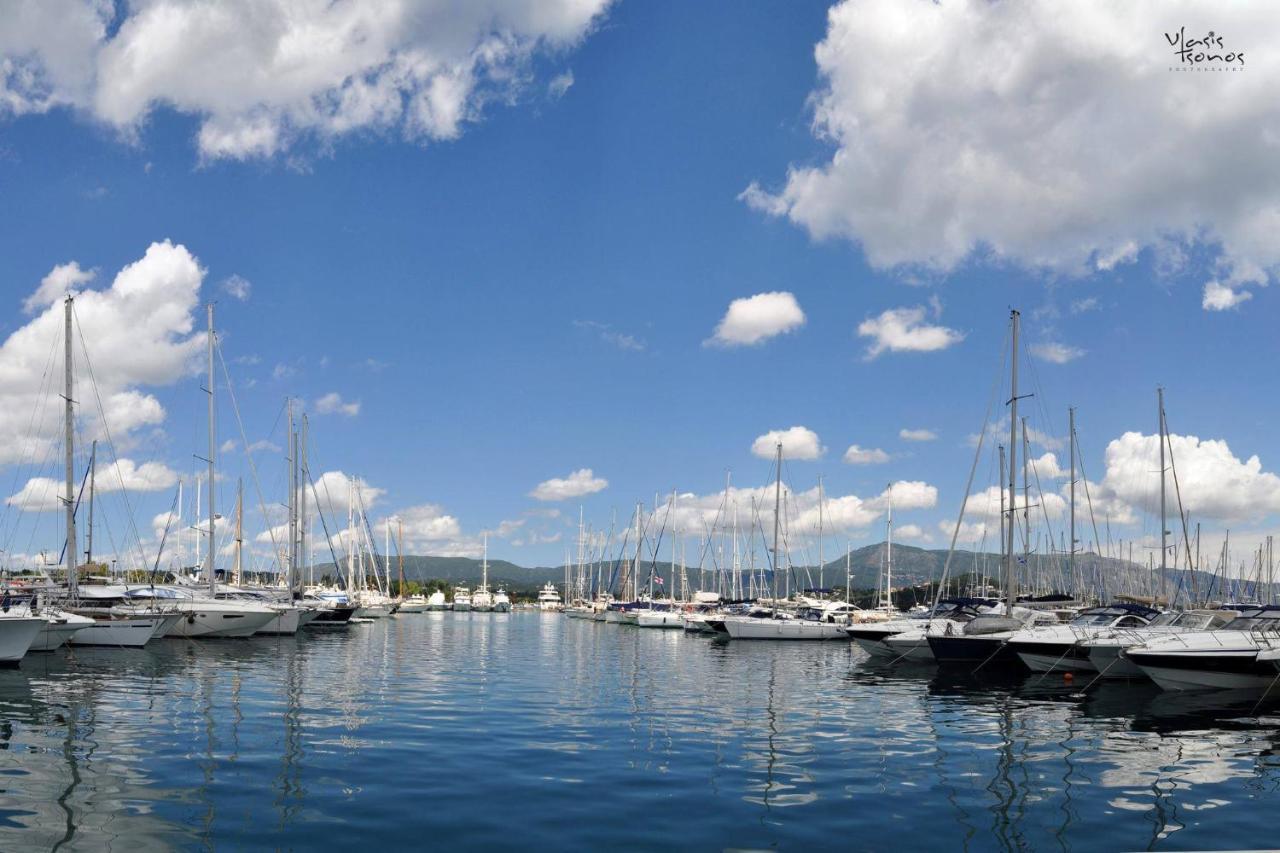 Seascape Elegant Residence Gouvia Marina Kontokali Extérieur photo